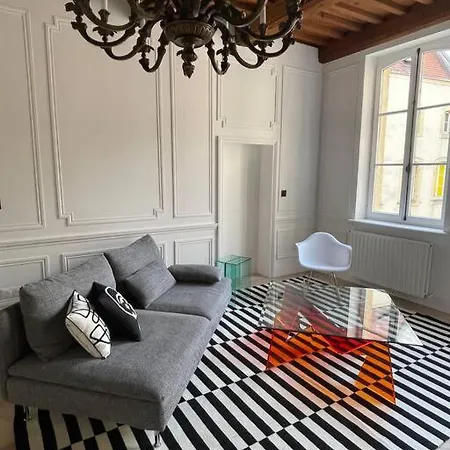 Le Grand Cerf By La A Cote *